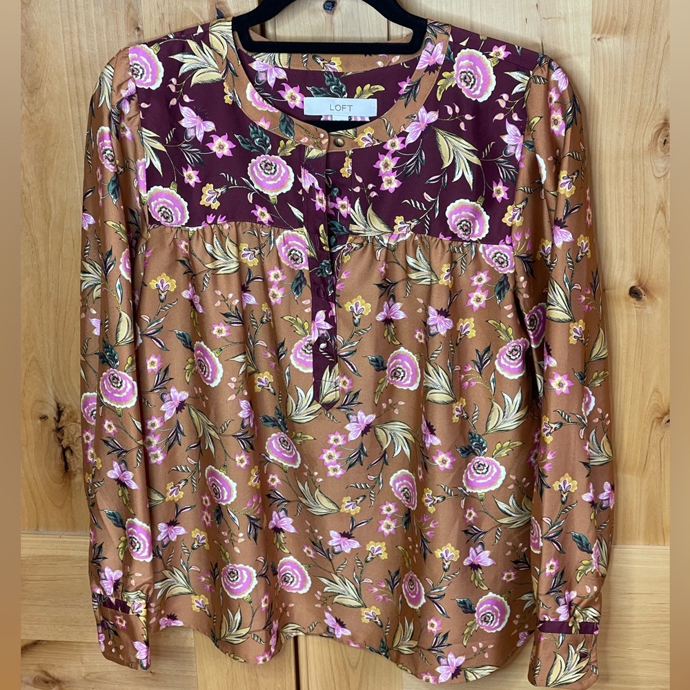 LOFT floral blouse size M